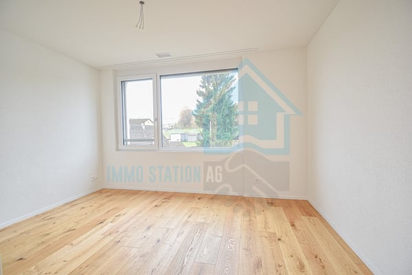 Modern & energieeffizient - 1.5-Zimmer-Attikawohnung mit Panoramablick 11