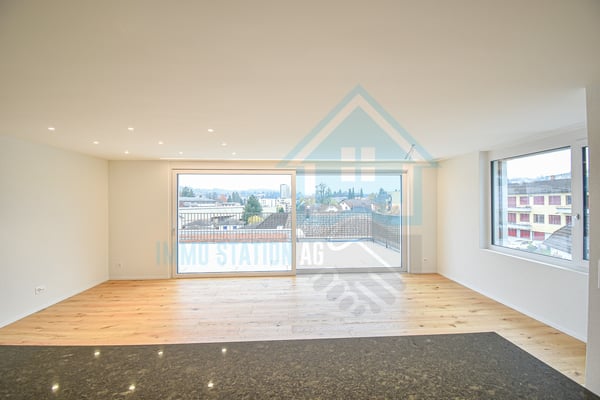 Modern & energieeffizient - 1.5-Zimmer-Attikawohnung mit Panoramablick 4