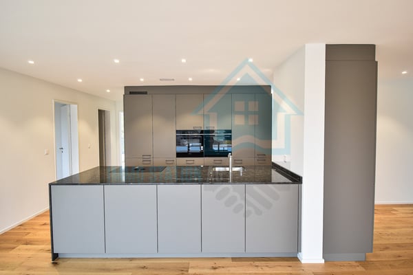 Modern & energieeffizient - 1.5-Zimmer-Attikawohnung mit Panoramablick 5