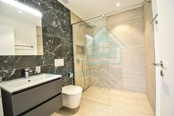 Modern & energieeffizient - 1.5-Zimmer-Attikawohnung mit Panoramablick 8