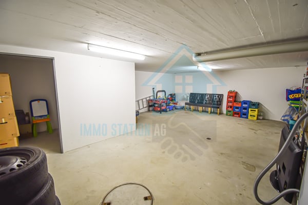 Interessante Investitionsmöglichkeit 4.5-Zimmer-Dachwohnung mit Loggia und Alpenblick in Burg AG 12