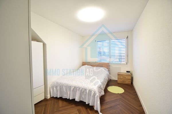 Interessante Investitionsmöglichkeit 4.5-Zimmer-Dachwohnung mit Loggia und Alpenblick in Burg AG 6
