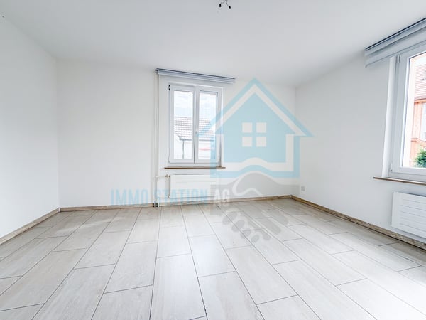 Grosszügiges Zweifamilienhaus mit Garten - ideal für Familien 6