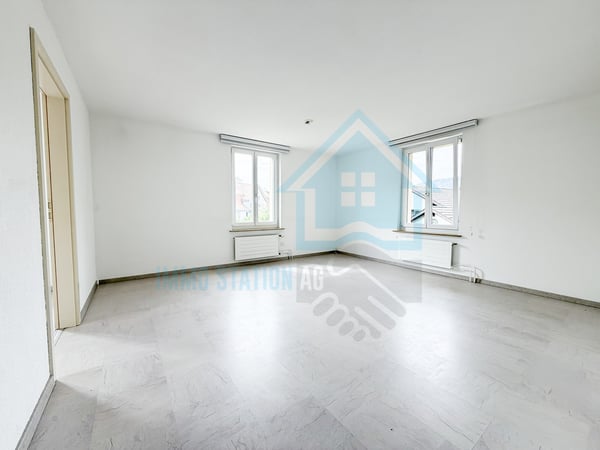Grosszügiges Zweifamilienhaus mit Garten - ideal für Familien 10