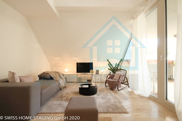 Grosszügige 2.5-Zimmer-Maisonette-Dachwohnung mit gedecktem Balkon