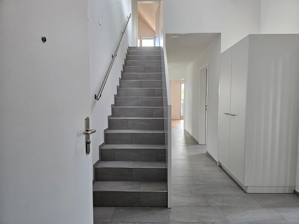 Moderne 1.5-Zimmer-Duplex-Wohnung in ruhiger Lage von Löhningen 3