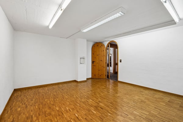 Einfamilienhaus am Waldrand – Grosszügig und charaktervoll 6