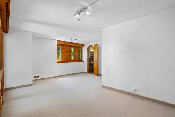 Einfamilienhaus am Waldrand – Grosszügig und charaktervoll 4