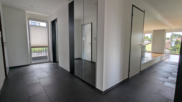 exklusive 4.5-Zimmer-Attikawohnung an ruhiger Lage 2