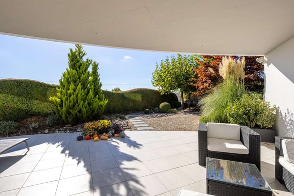 RÜCKZUGSORT MIT STIL & GROSSZÜGIGKEIT -4.5-Zimmer-Gartenloftwohnung auf der Forch/Küsnacht 9
