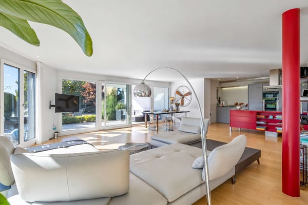 RÜCKZUGSORT MIT STIL & GROSSZÜGIGKEIT -4.5-Zimmer-Gartenloftwohnung auf der Forch/Küsnacht 1