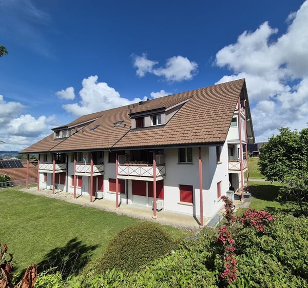 Willkommen in Sarmenstorf! Grosszügige 6 ½ Maisonette-Wohnung 1