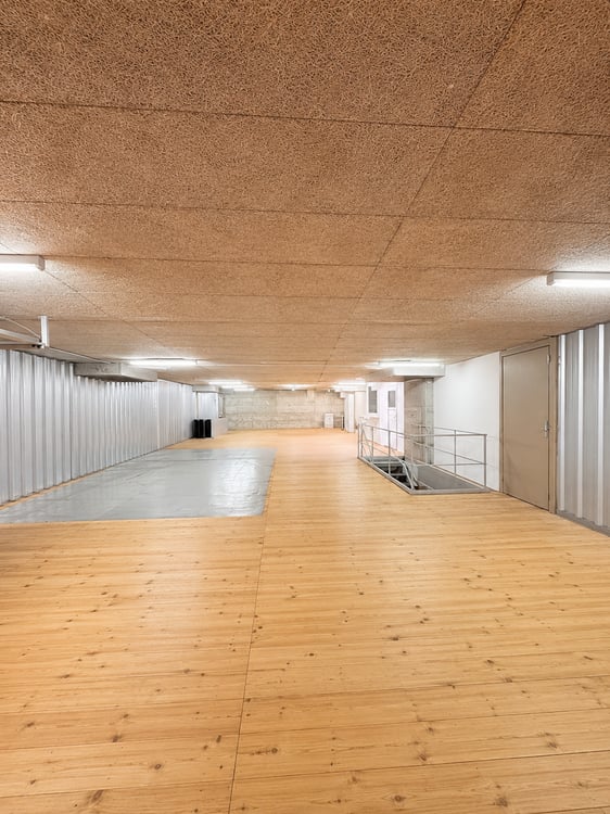 Grosszügige Lagerfläche auf zwei Etagen mit ca. 570 m² zu vermieten 2