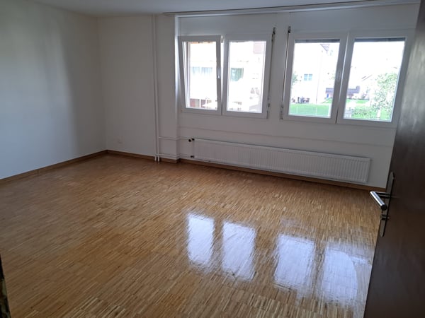 2 Zimmer-Wohnung, 2.OG rechts 6