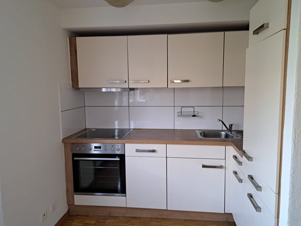 2 Zimmer-Wohnung, 2.OG rechts 3