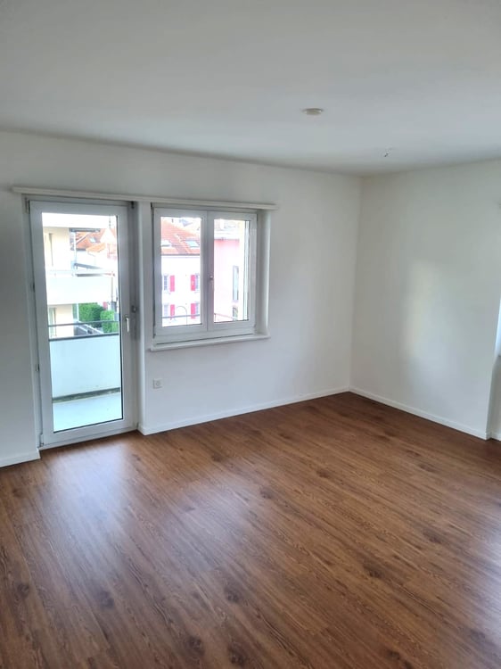 Charmante 3 Zimmer - Wohnung im 3. OG rechts 2
