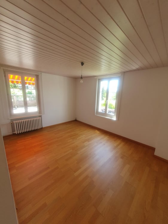Charmante 3-Zimmer-Wohnung mit grossem Balkon in Rüti ZH 7