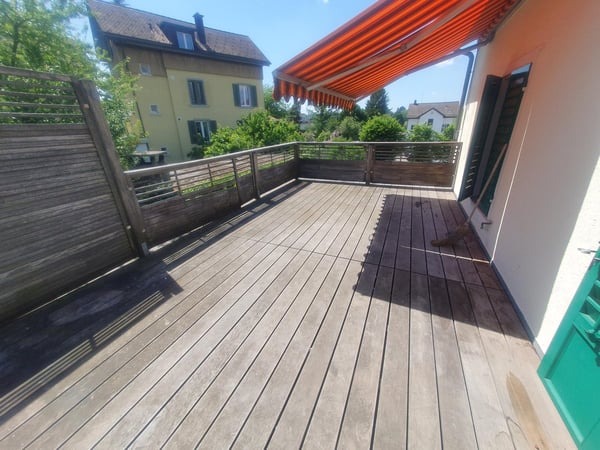 Charmante 3-Zimmer-Wohnung mit grossem Balkon in Rüti ZH 8