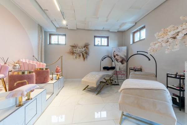 CHF 500'000.00 WIR-Anteil möglich - Exklusiver Weinkeller und zwei Gewerbeflächen, welche zu einer Wohnung um nutzbar sind an bester Lage in Killwangen! 9