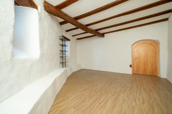 Therapieraum / Büroraum in der wunderschönen Altstadt von Zofingen zu vermieten 5