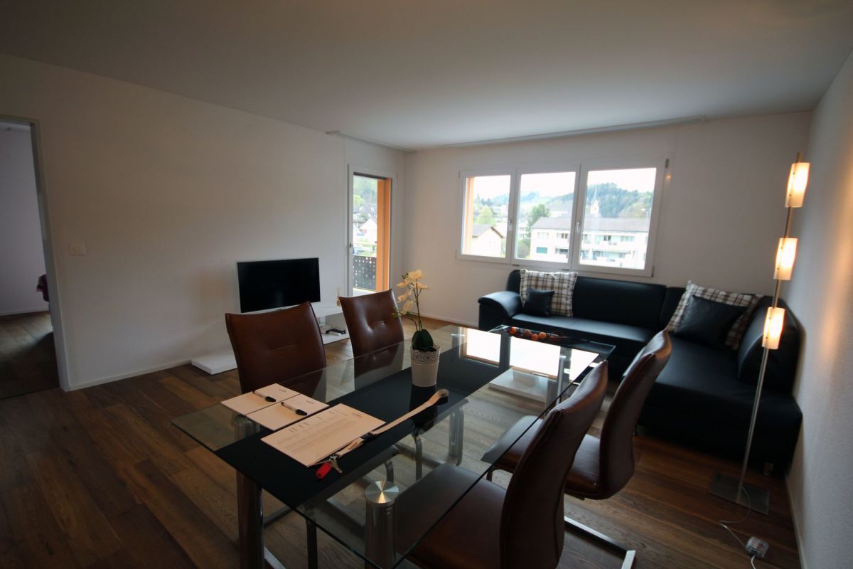 Charmante, helle 3-Zimmer-Wohnung an zentraler Lage!