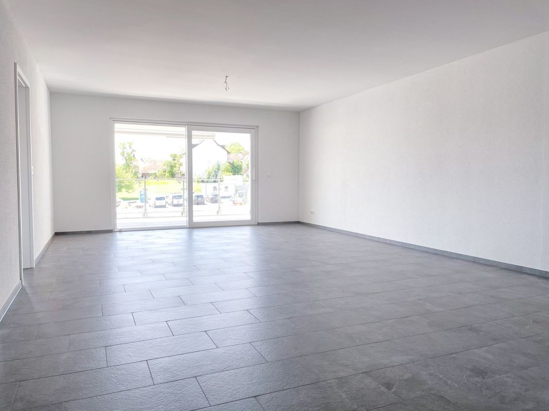 1. Nettomiete geschenkt! Exklusive 3½-Zimmer-Gartenwohnung an bester Lage in Reitnau!