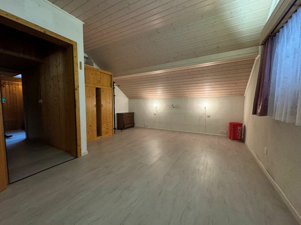 Charmantes Mehrgenerationenhaus mit 3 Wohnungen und einer Werkstatt! 7