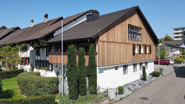 Liebhaberobjekt mit Renditepotenzial an ruhiger und zentraler Lage in Dietlikon 2