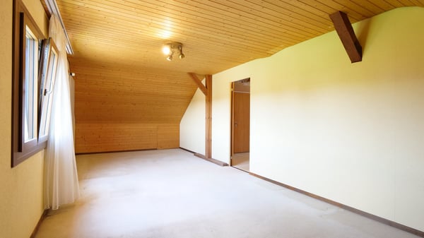 Einfamilienhaus an zentraler und ruhiger Lage mit einmaligen Ausbaupotenzial 10