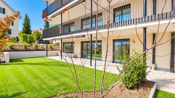 4 1/2-ZIMMER GARTENWOHNUNG, SONNIG, RUHIG, MITTEN IM DORF