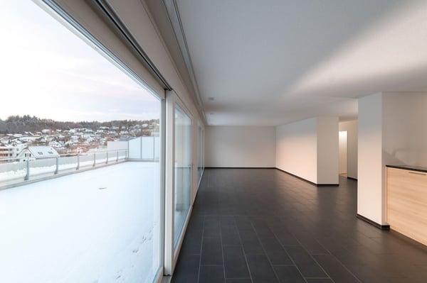 Grosse neuwertig 4.5 Zi-Attikwohnung 131 m2 7