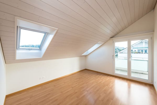 Grosszügige 4.5 Zi-Dachwohnung 136m2 10