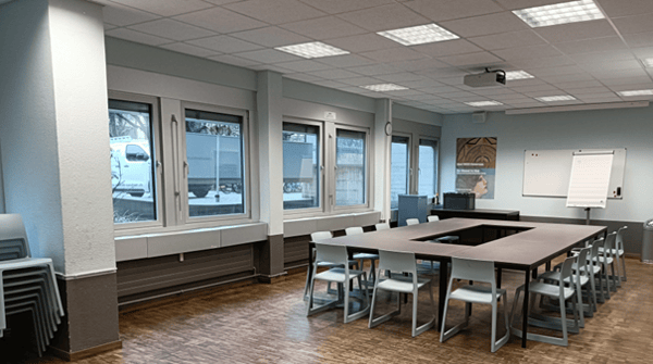 Grosse Gewerbefläche über 900 m² auf zwei Etagen 11