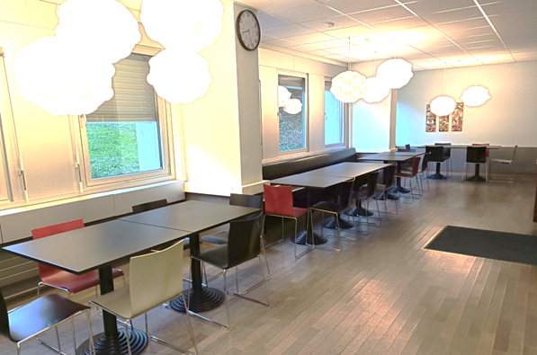 Grosse Gewerbefläche über 900 m² auf zwei Etagen 3