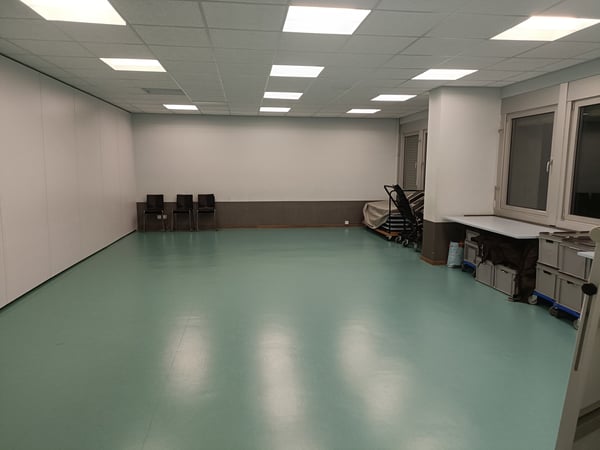 Grosse Gewerbefläche über 900 m² auf zwei Etagen 9