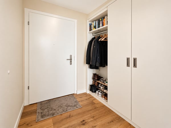 gehobene 3.5-Zi-Wohnung mit Balkon und Weitsicht direkt beim Bahnhof 4