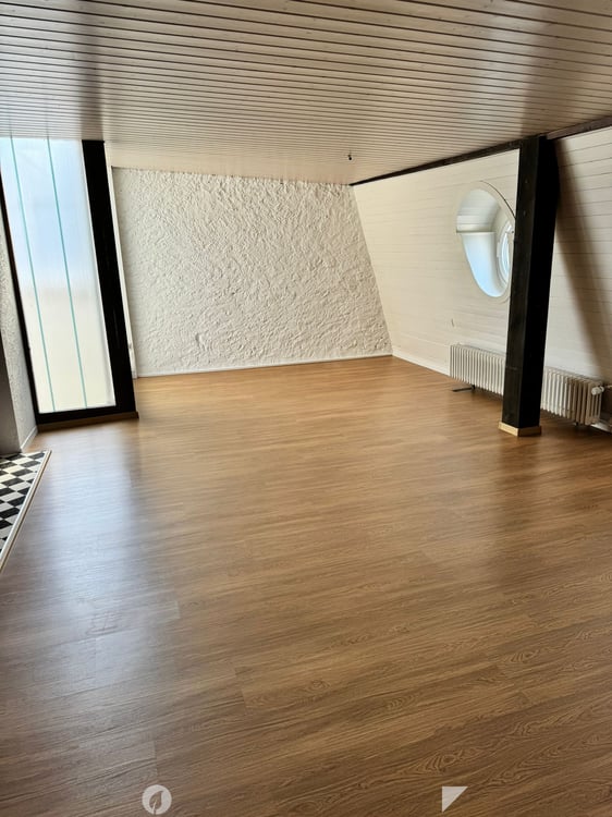 Charmante 4-Zimmerwohnung im Herzen von Biel 2