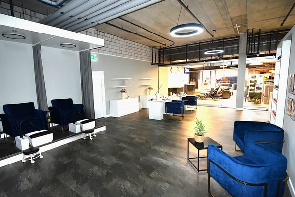 Repräsentative Erdgeschossfläche im modernen Rietbachcenter Bachenbülach – 230 m² für Ihr Business 4