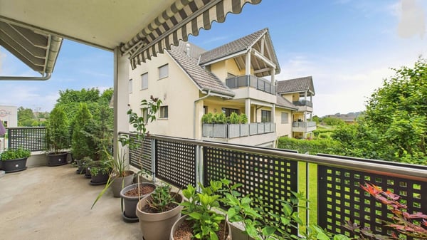 Grosszügige 1.5-Zimmer-Wohnung mit Balkon und flexibler Raumaufteilung 1