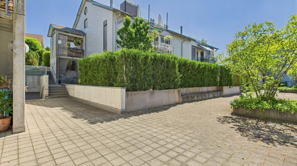 Grosszügige Gartenwohnung mit durchdachtem Grundriss 10