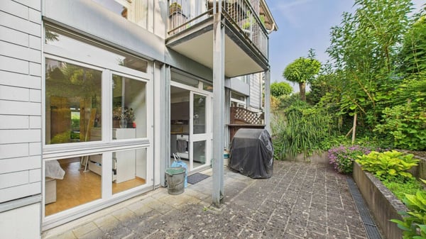 Grosszügige Gartenwohnung mit durchdachtem Grundriss 10