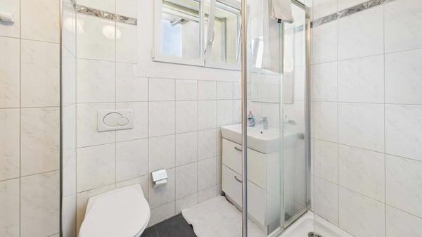 Grosszügiges Wohnerlebnis mit Potenzial 12