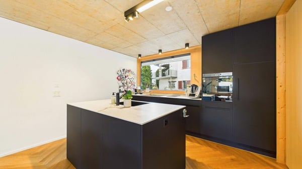 Zeitlose Eleganz über den Dächern von Regensdorf 2