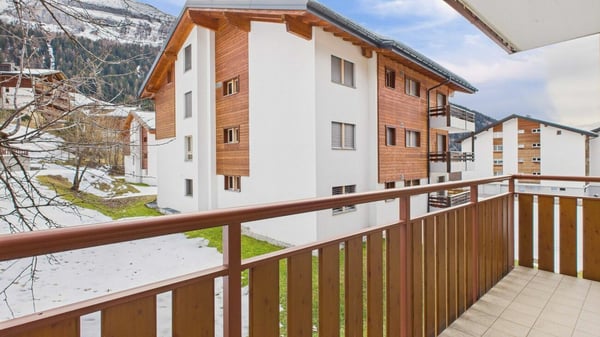 Charmante Ferienwohnung mit Balkon und Morgensonne in Leukerbad 7