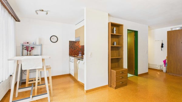 Charmante Ferienwohnung mit Balkon und Morgensonne in Leukerbad 5