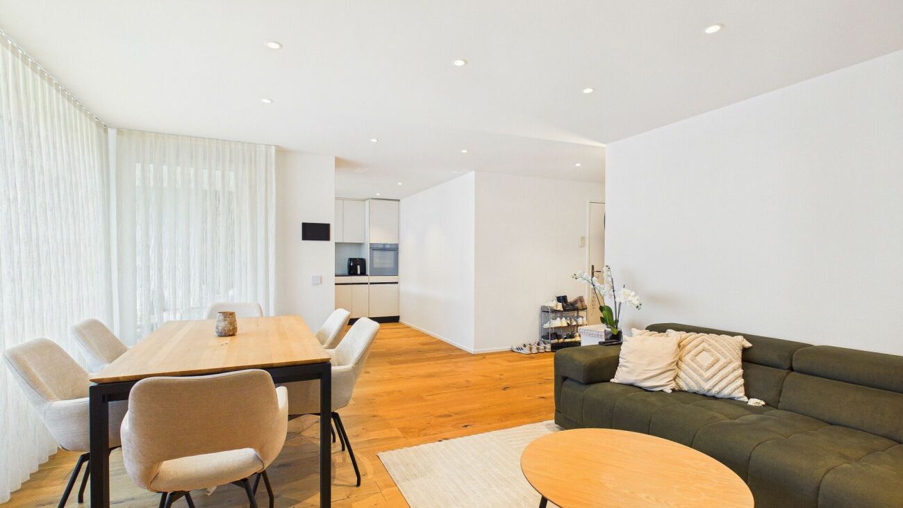 Moderner 4.5-Zimmer-Wohntraum in Baar