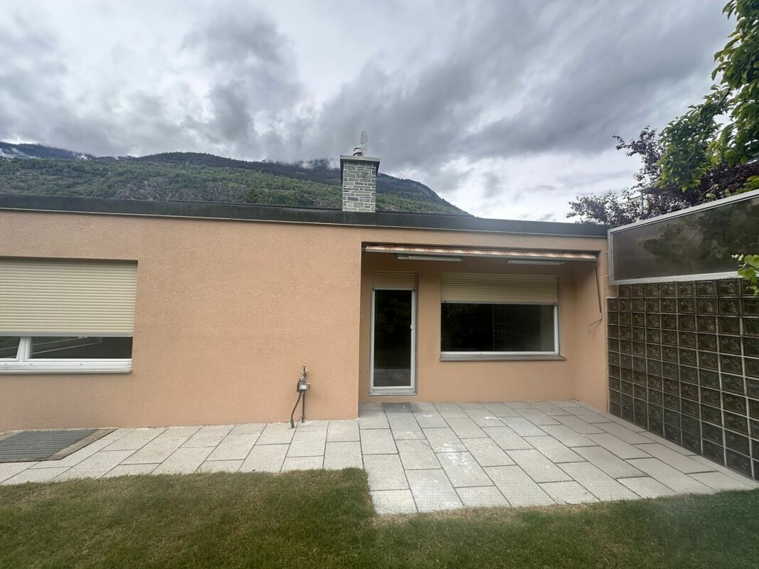5.5-Zimmer-Wohnung mit Garten an ruhiger Lage in Brig-Glis