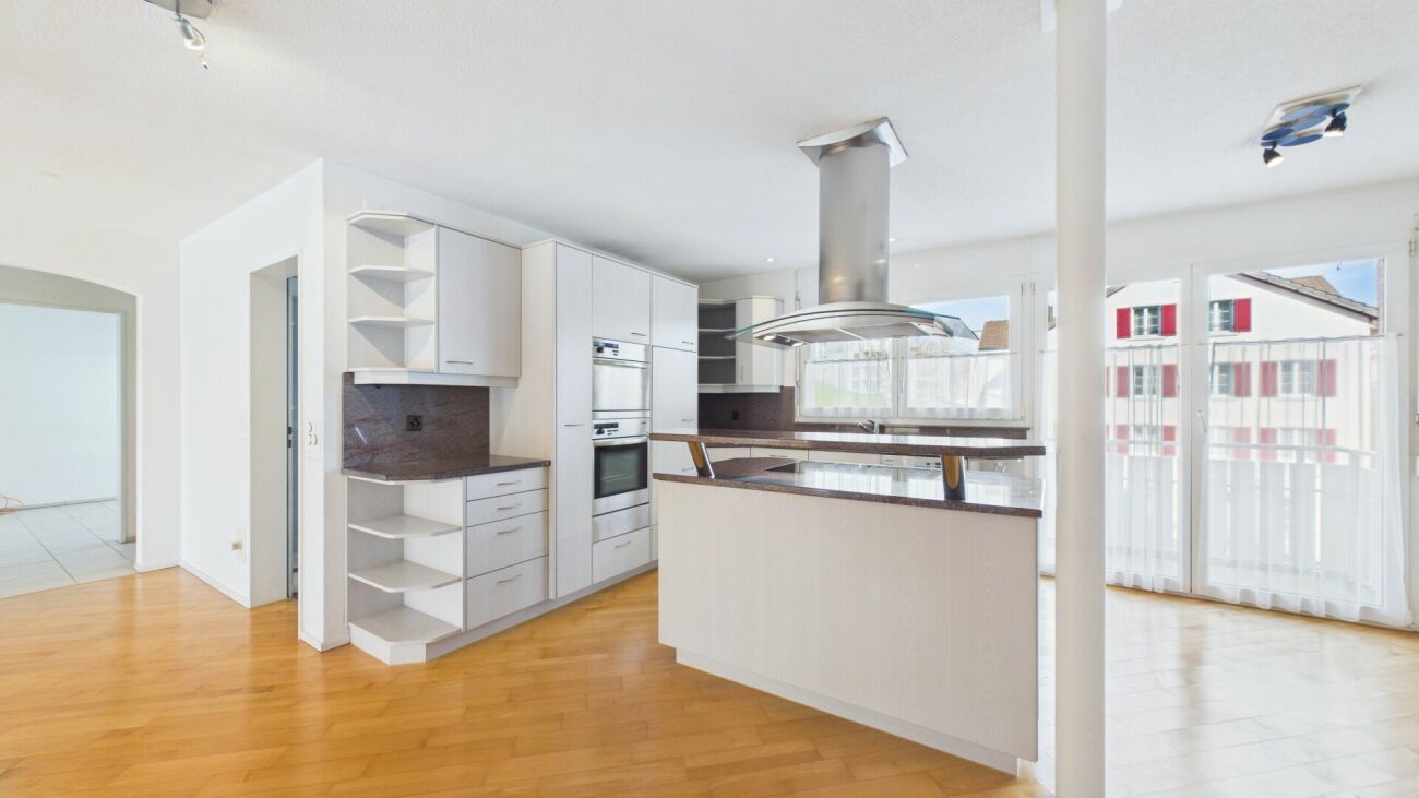Helle 4.5-Zimmer-Wohnung mit beeindruckendem Berg- und Naturblick