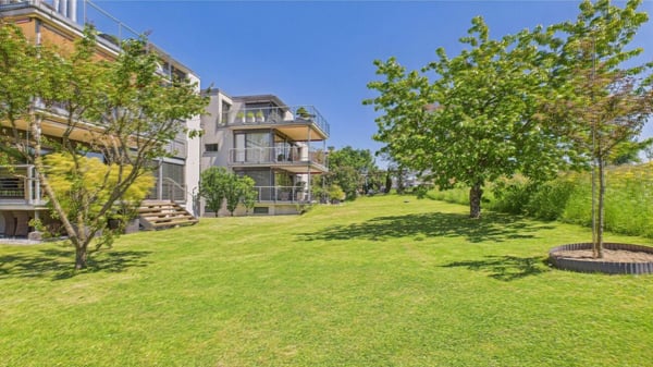 Einmalige 4.5-Zimmer-Mietwohnung mit unverbaubarer Aussicht in Zürich-Witikon 20
