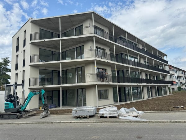 Luxuriöse Neubauwohnungen 3.5 bis 4.5 Zimmer mit Balkon oder Sitzplatz und Top-Ausstattung 2